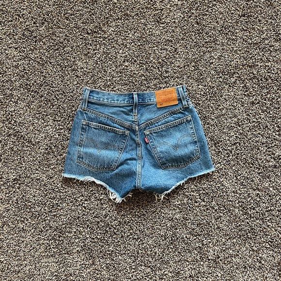 501 Original Short in Athens Mid Short by Levi’s - Picture 6 of 6